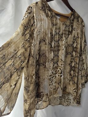 VTG Bon Worth Mob Wife Snakeskin Blouse Pleated Bell Sleeve LP Petite Whimsygoth